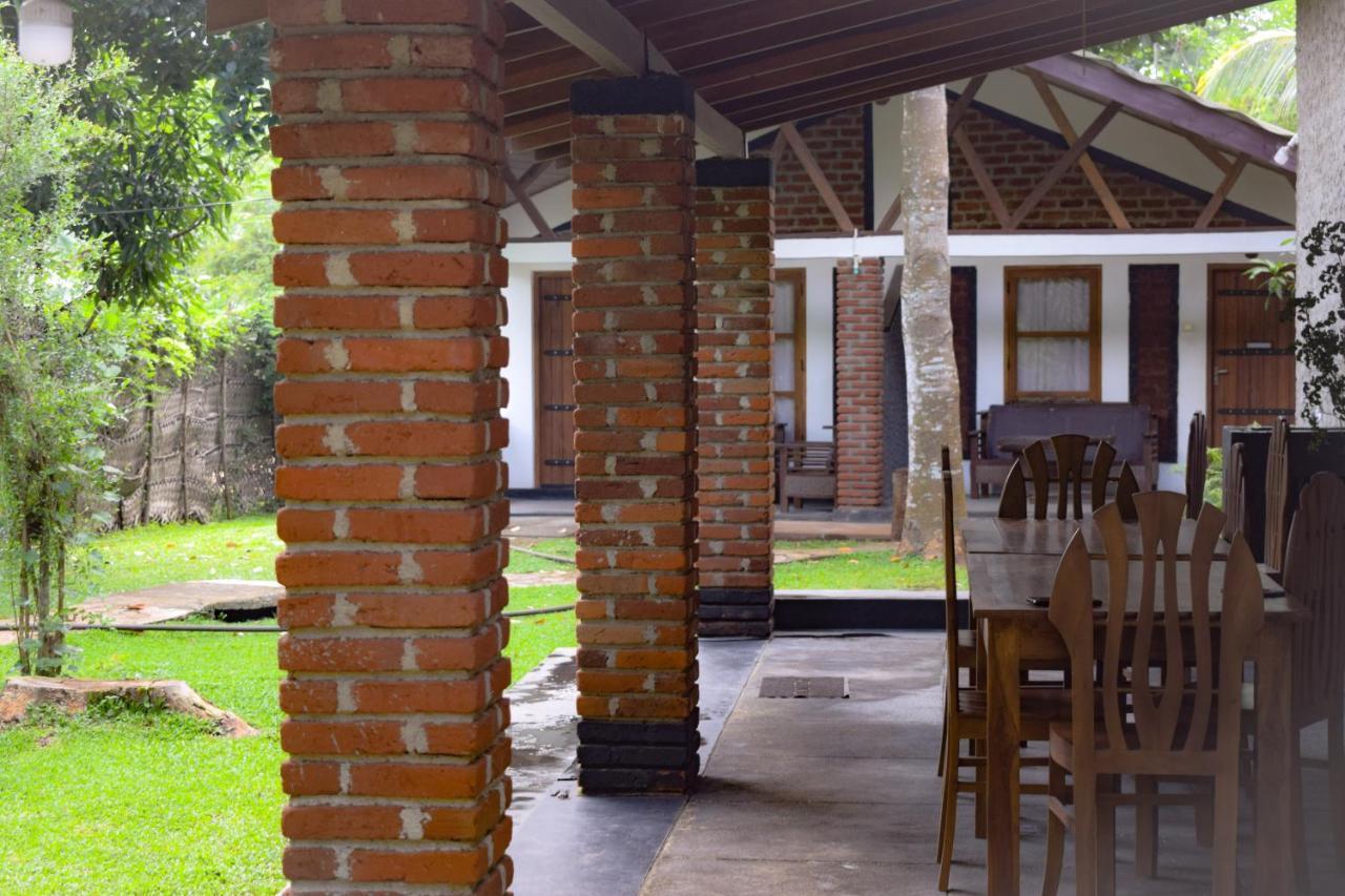 Green Cottage Anuradhapura Esterno foto