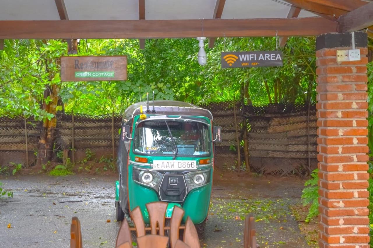 Green Cottage Anuradhapura Esterno foto